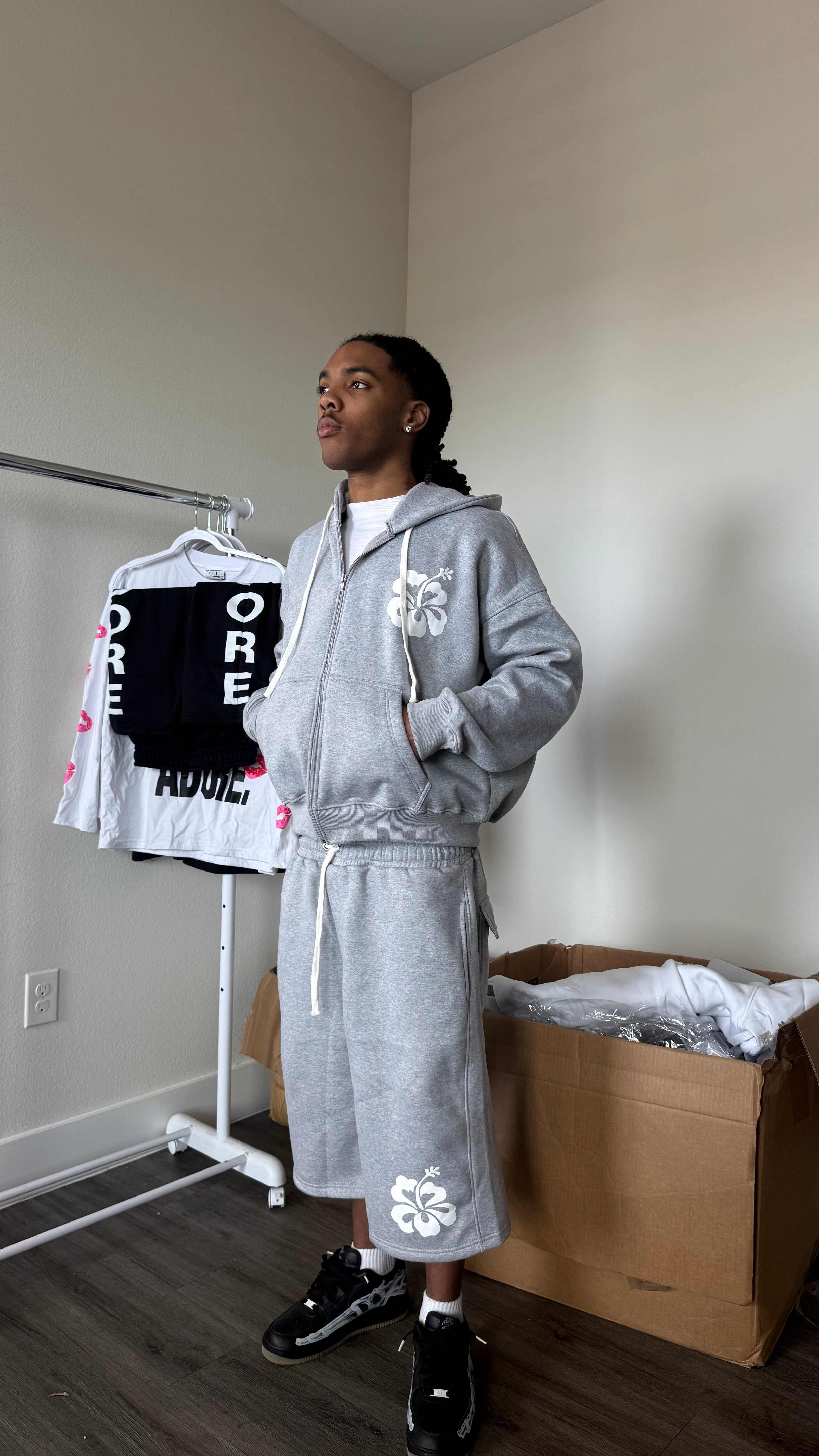 grey n white (pre-order)